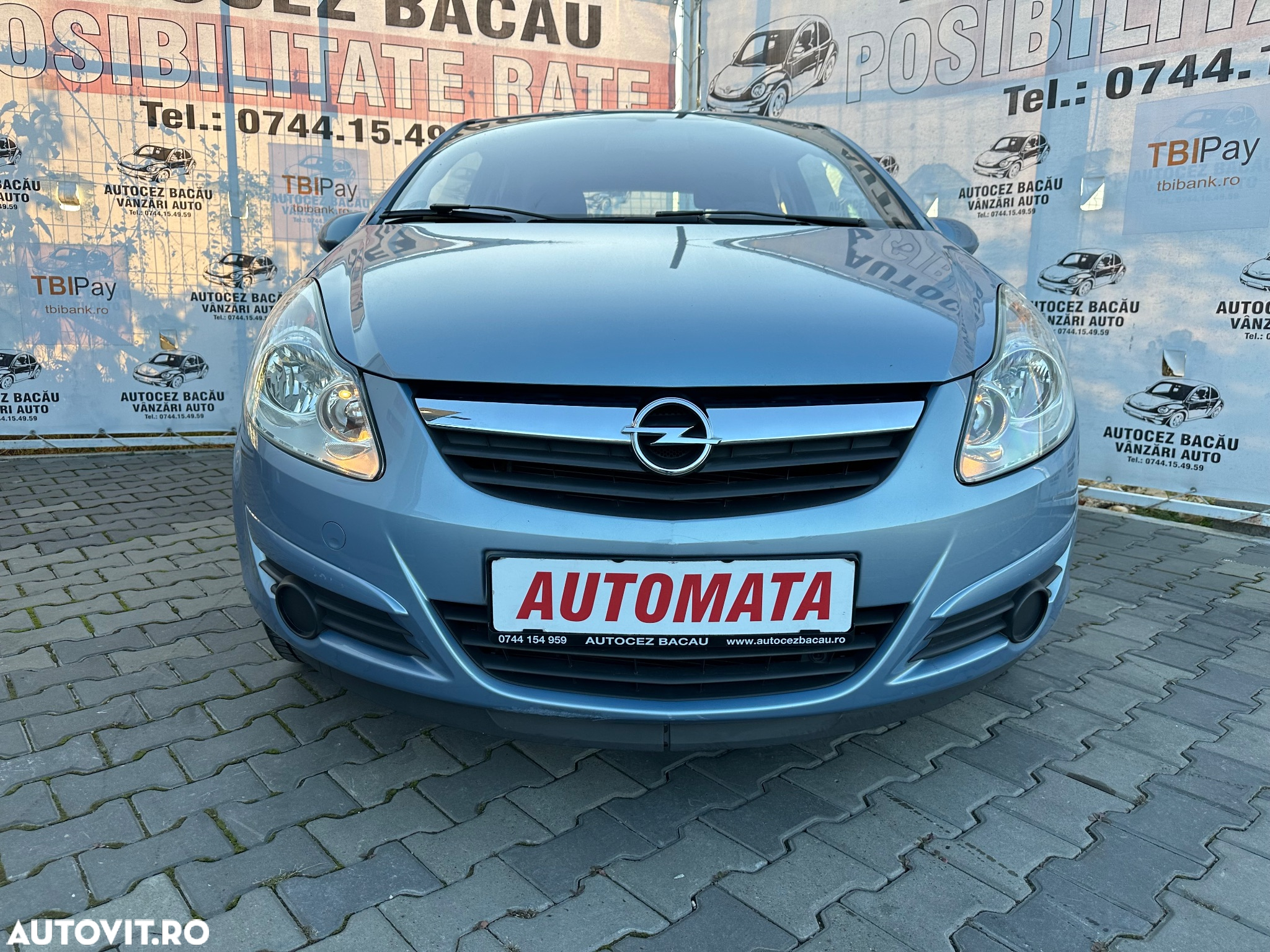 Opel Corsa 1.4 16V Automatik Navi - 2