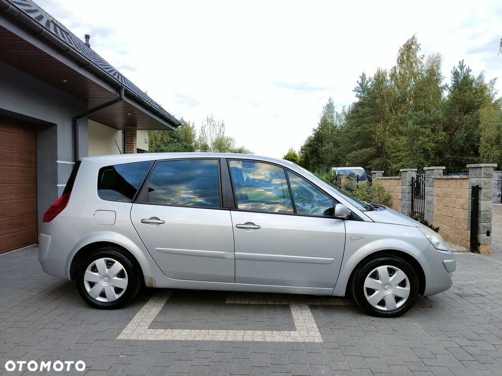 Renault Grand Scenic 2.0 16V Confort Expression - 17
