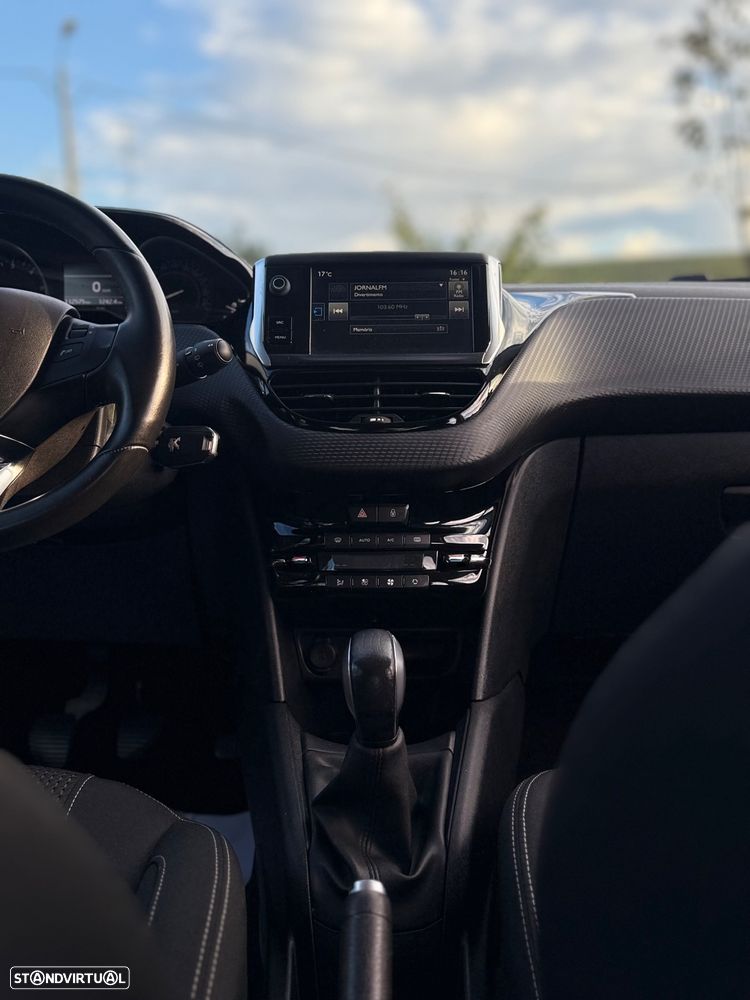 Peugeot 208 1.6 BlueHDi Allure - 22