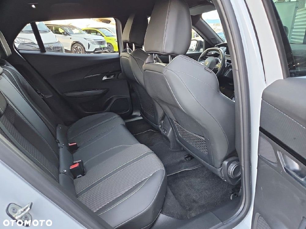 Peugeot 2008 1.2 PureTech GT S&S EAT8 - 13