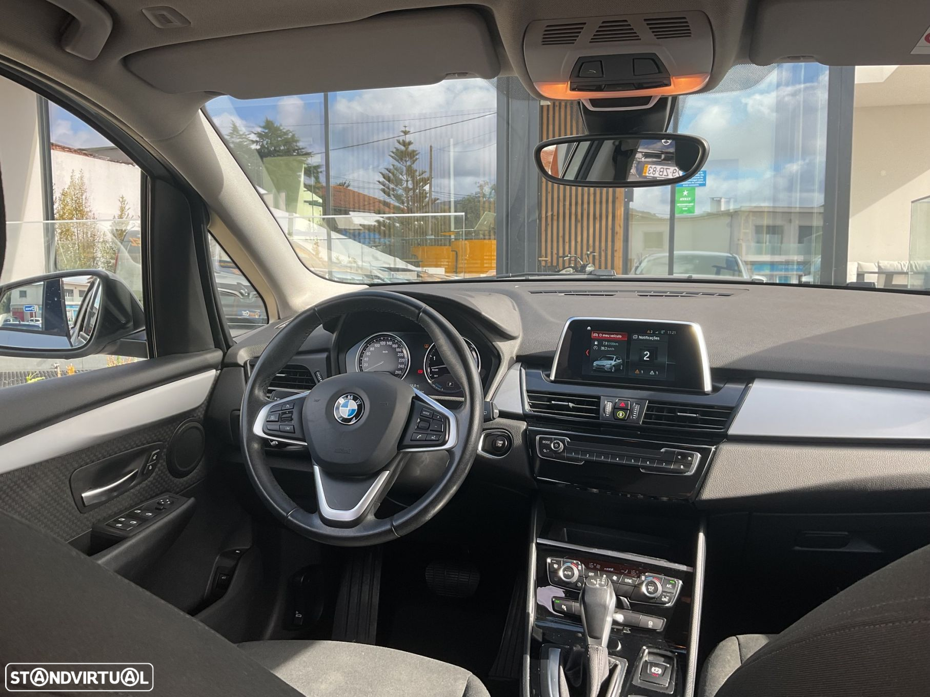 BMW 225xe Active Tourer Advantage - 28