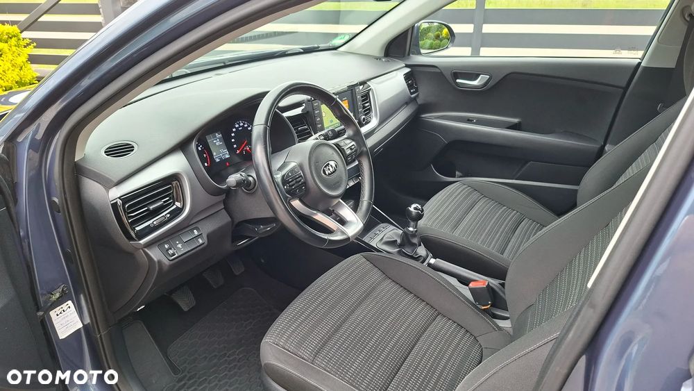 Kia Stonic - 8