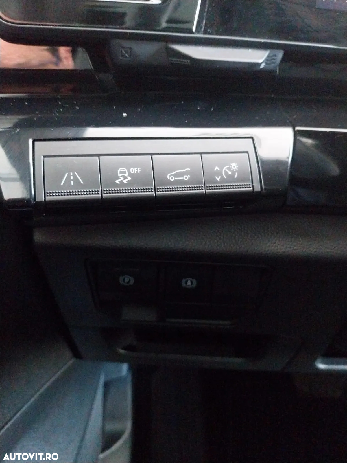 Renault Austral E-Tech Full Hybrid 200 Iconic - 14