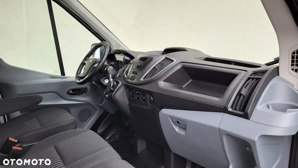 Ford TRANSIT - 12