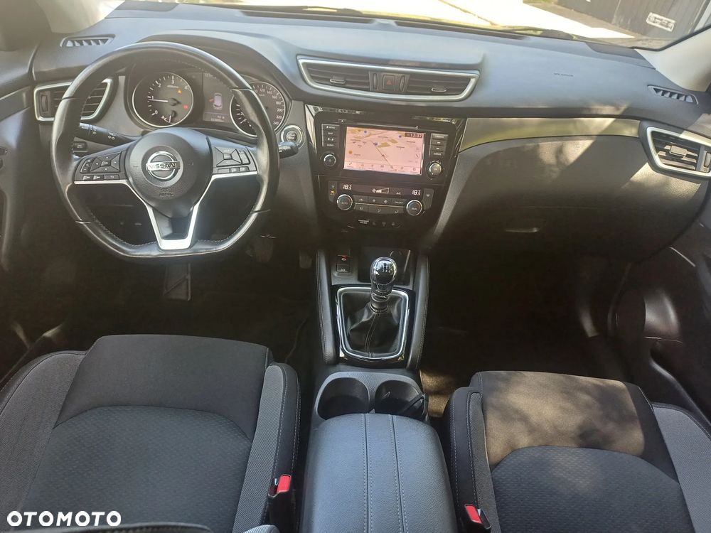 Nissan Qashqai 1.7 dCi 4x4 Tekna - 15