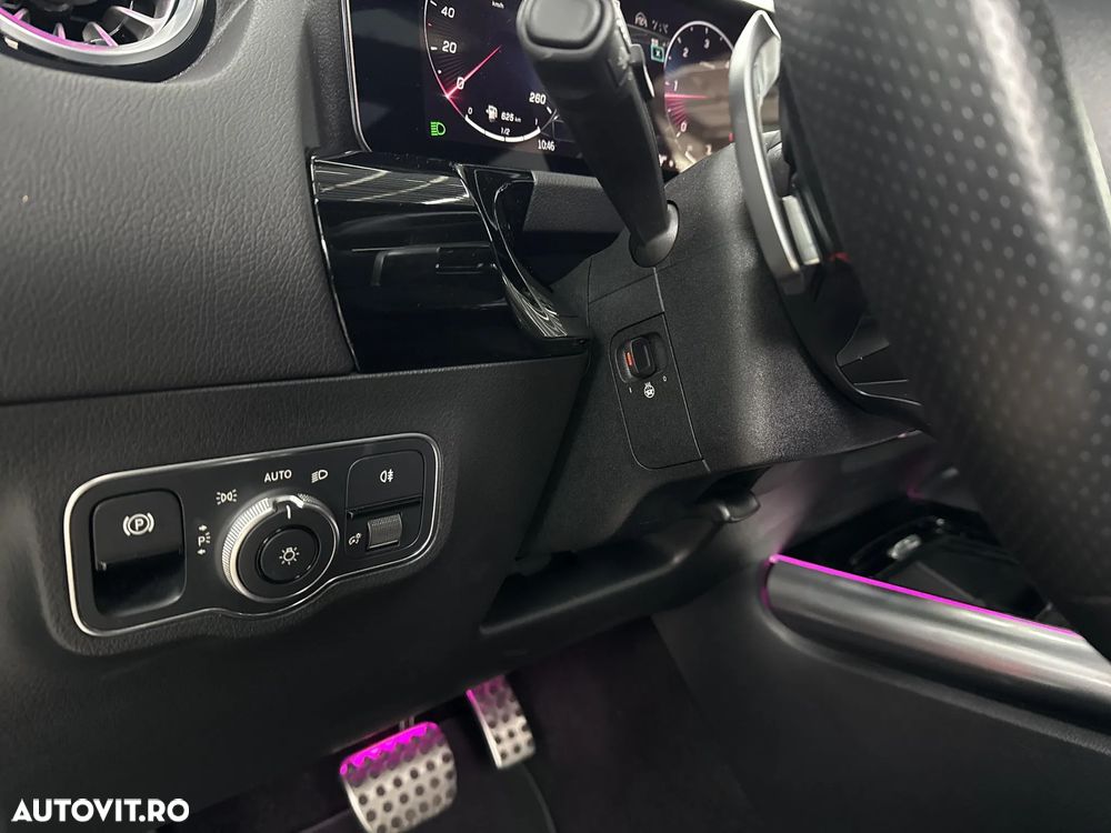 Mercedes-Benz GLA 200 d 4Matic 8G-DCT AMG Line - 16