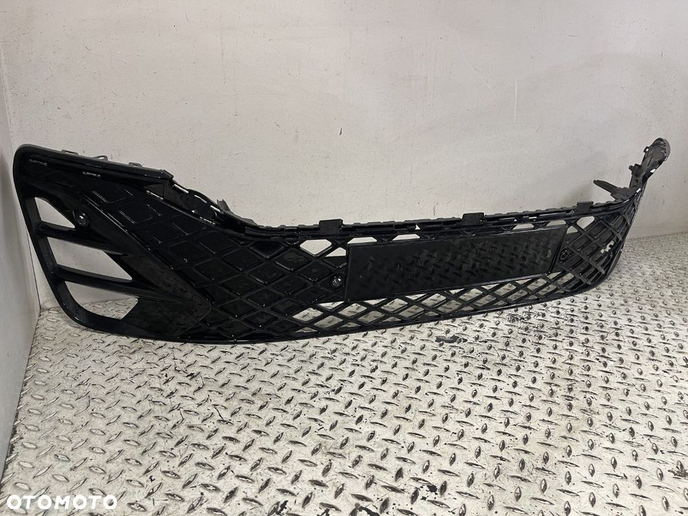 ŁADNA NIEUSZKODZONA KRATKA ZDERZAKA PRZEDNIEGO PRZÓD VW TIGUAN III 3 R-LINE 24-25 571853677B - 4