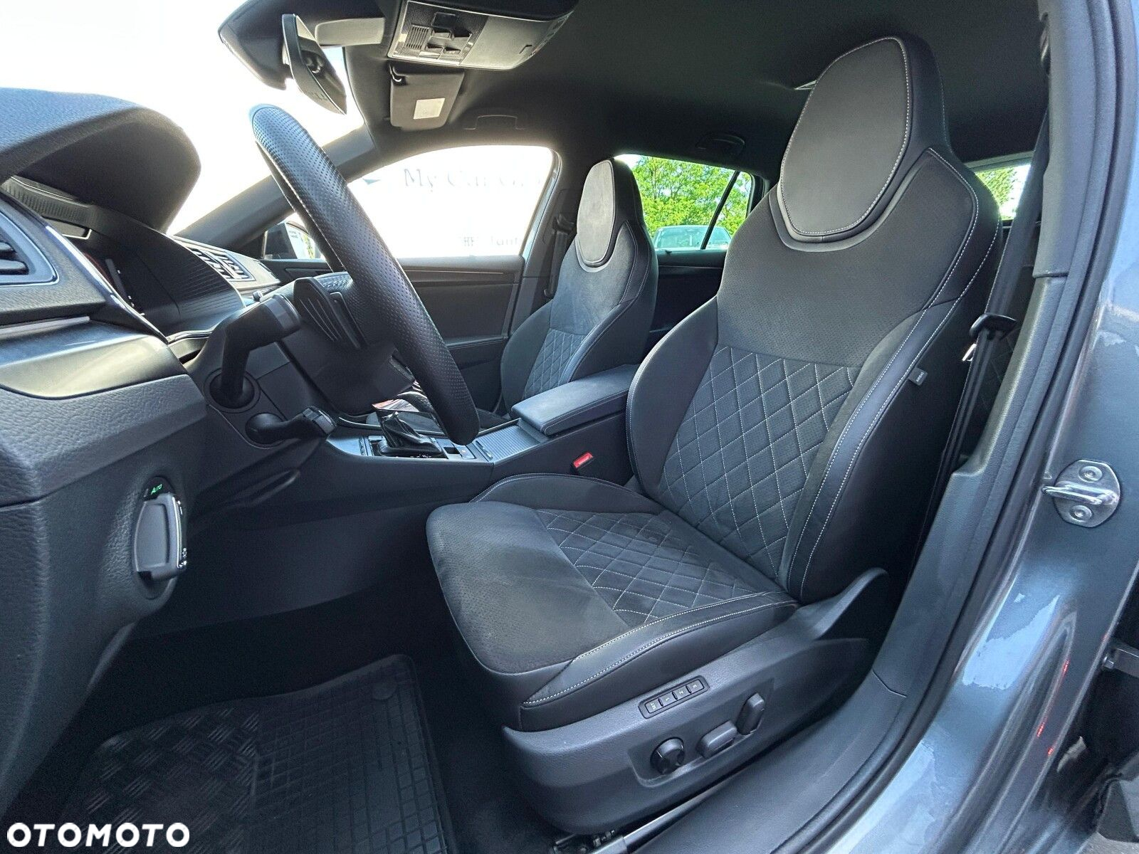 Skoda Superb 2.0 TSI 4x4 Sportline DSG - 8
