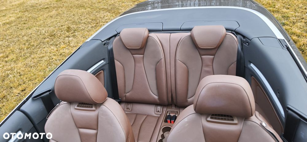 Audi A3 Cabrio 2.0 TDI clean diesel Ambition S tronic - 11