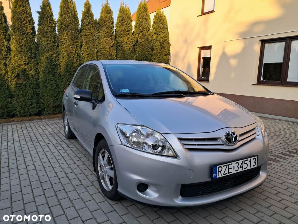 Toyota Auris 1.33 VVT-i Active - 2