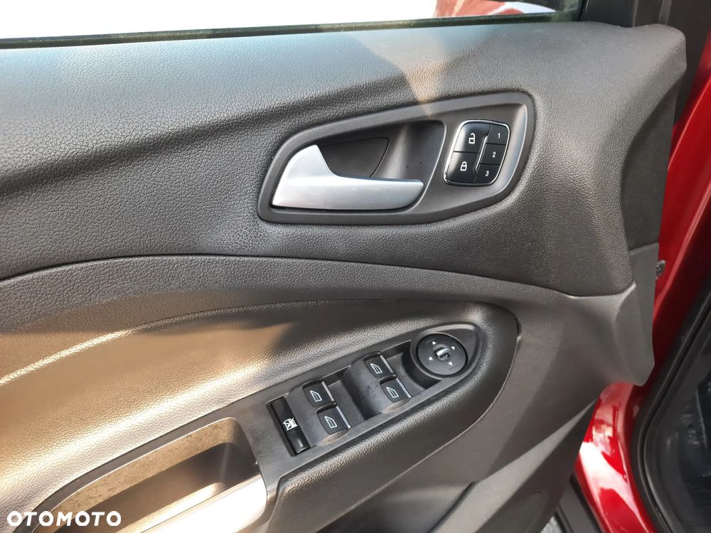 Ford Escape 1.6 EcoBoost AWD SEL - 11