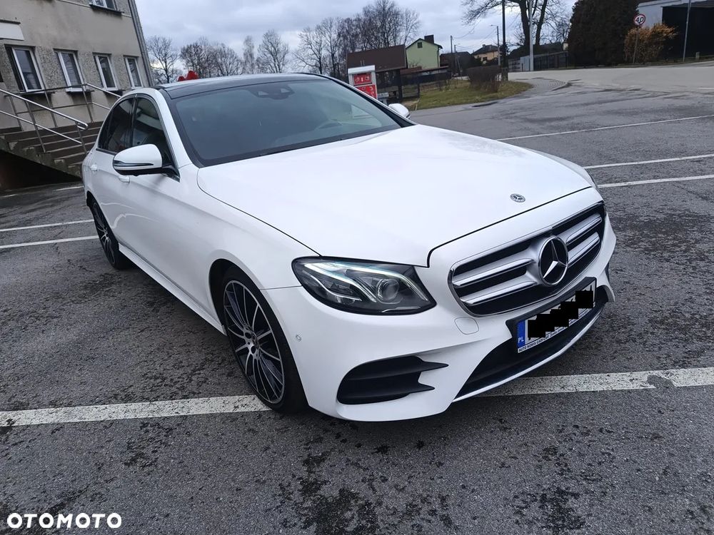 Mercedes-Benz Klasa E 220 d 4-Matic 9G-TRONIC - 1