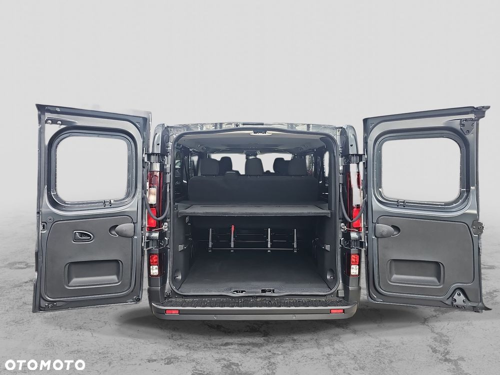 Renault Trafic - 14
