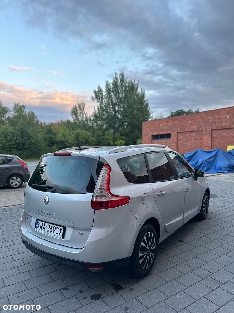 Renault Scenic ENERGY TCe 130 S&S Bose Edition - 11