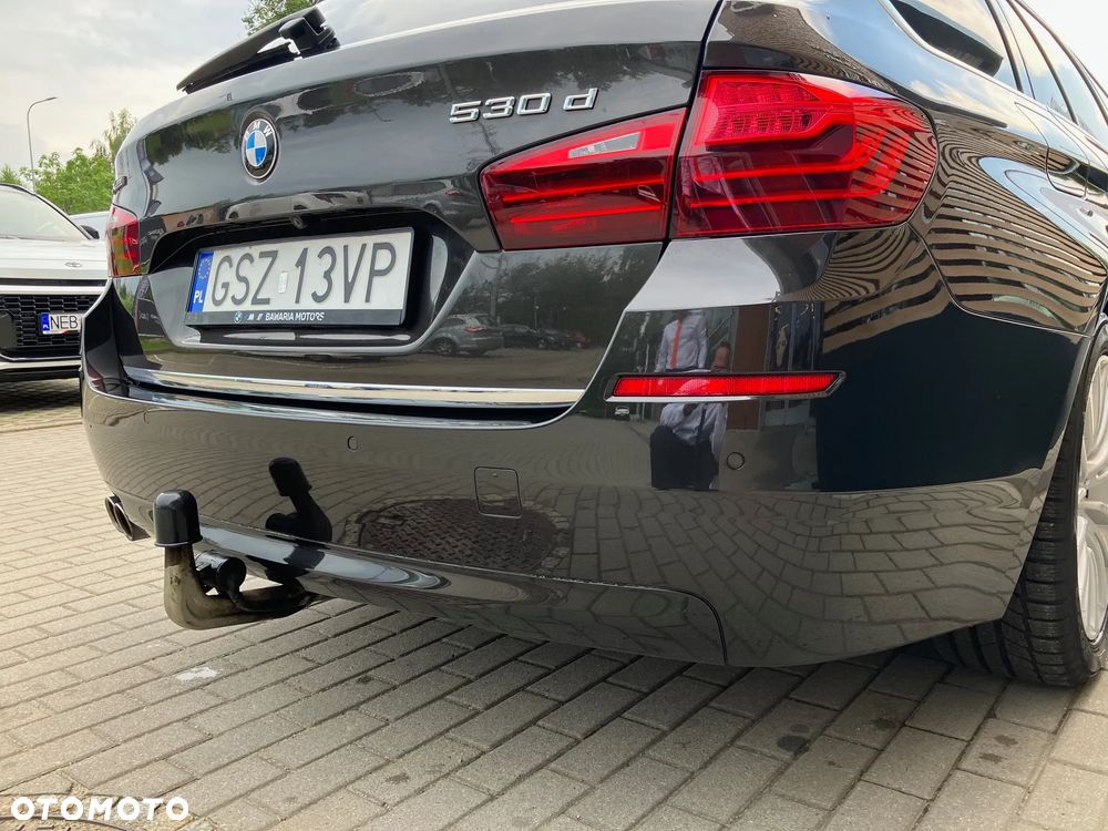 BMW Seria 5 530d xDrive Luxury Line - 13