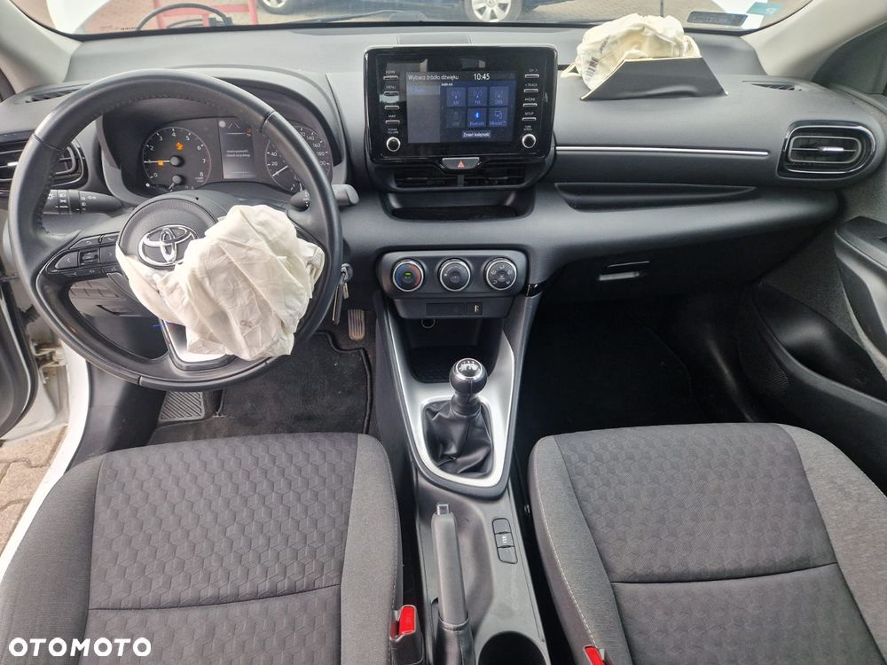 Toyota Yaris 1.0 Active - 17