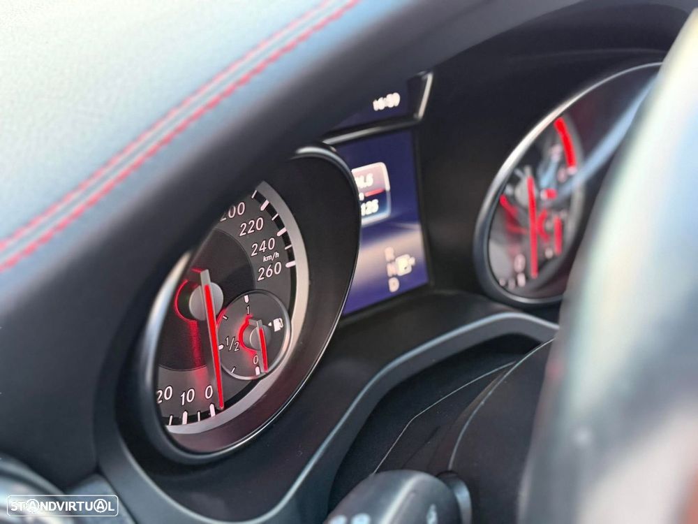 Mercedes-Benz CLA 220 - 10