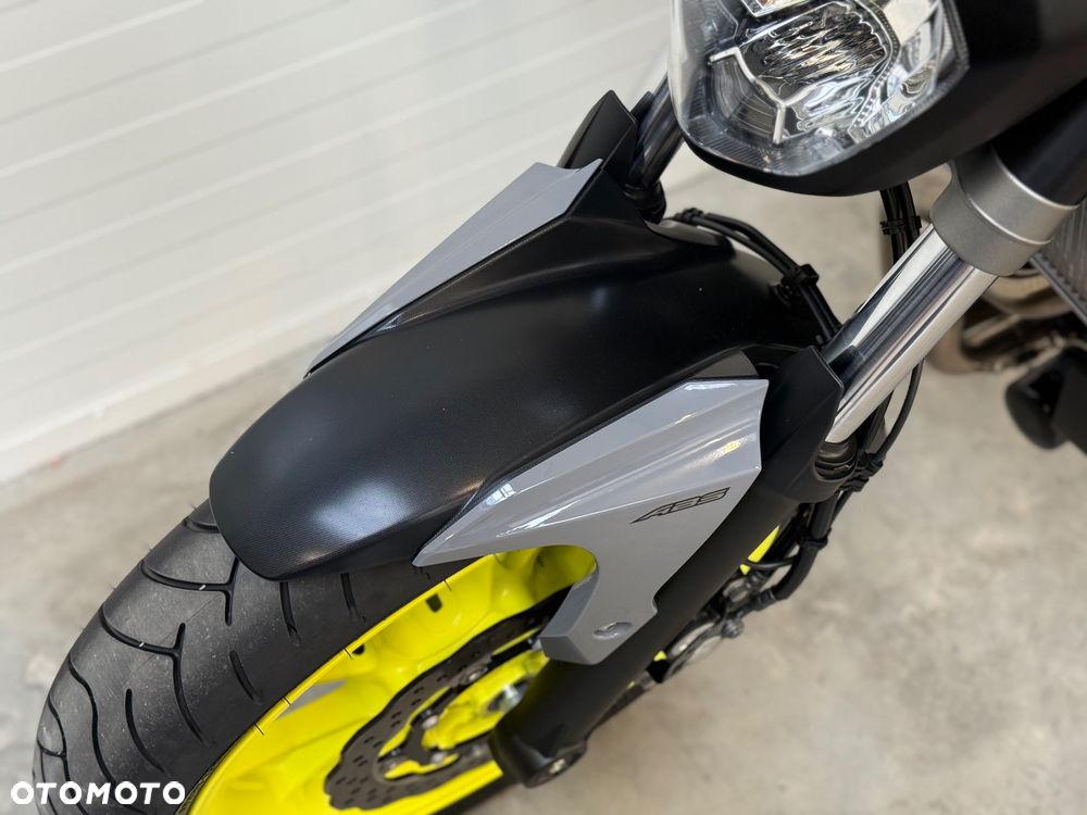 Yamaha MT - 23
