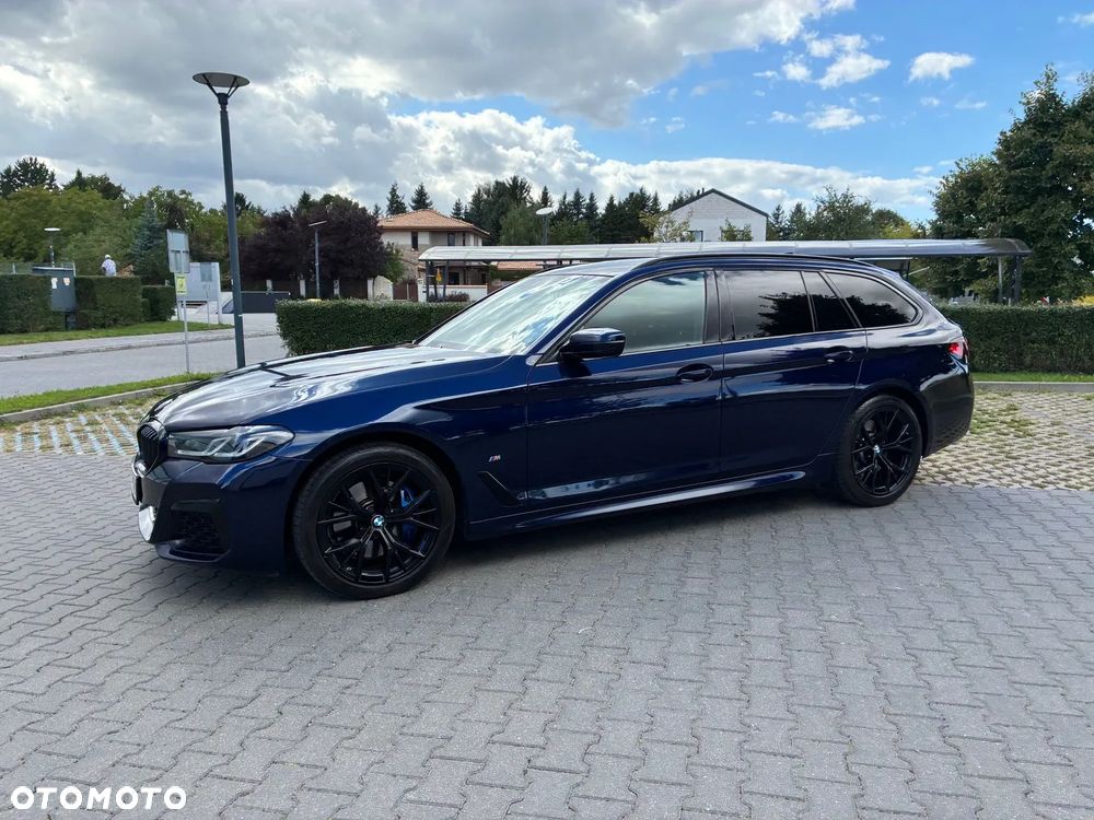 BMW Seria 5 530i xDrive - 4