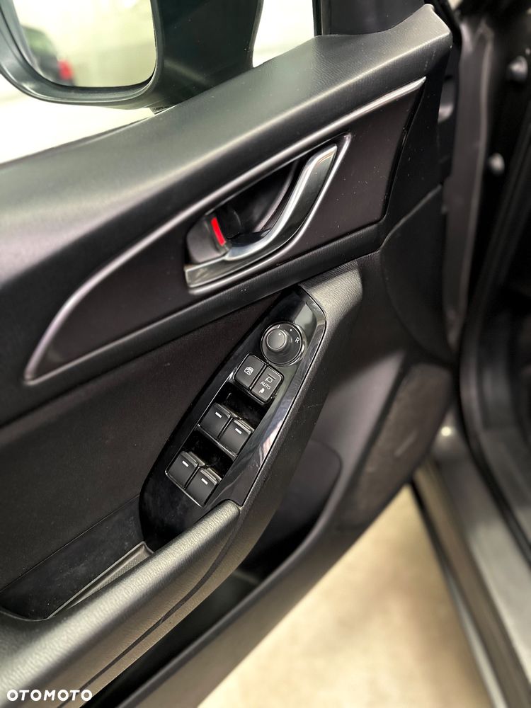 Mazda 3 SKYACTIV-G 120 Exclusive-Line - 17