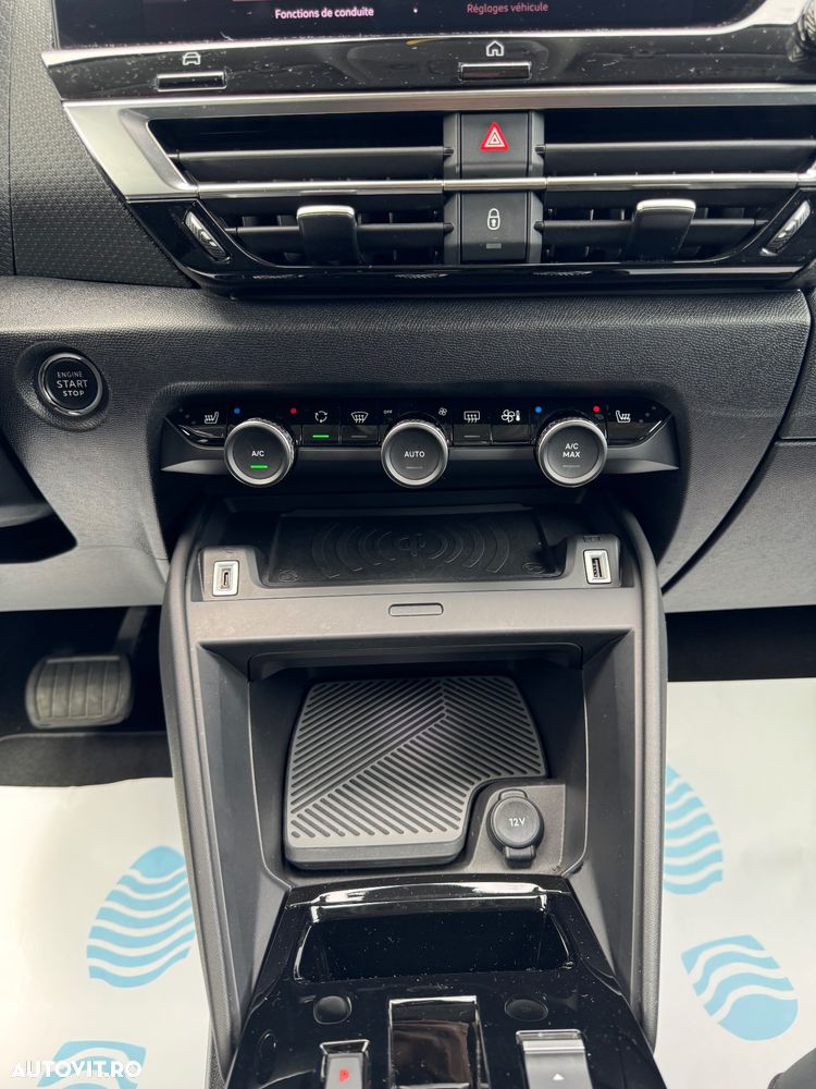 Citroën C4 BlueHDi 130 Stop&Start EAT8 SHINE - 24
