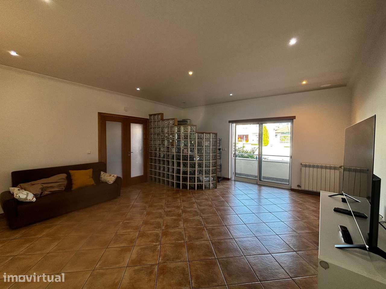 Moradia Em Banda T4 Com Aquecimento e Garagem - Viseu - Grande imagem: 4/18