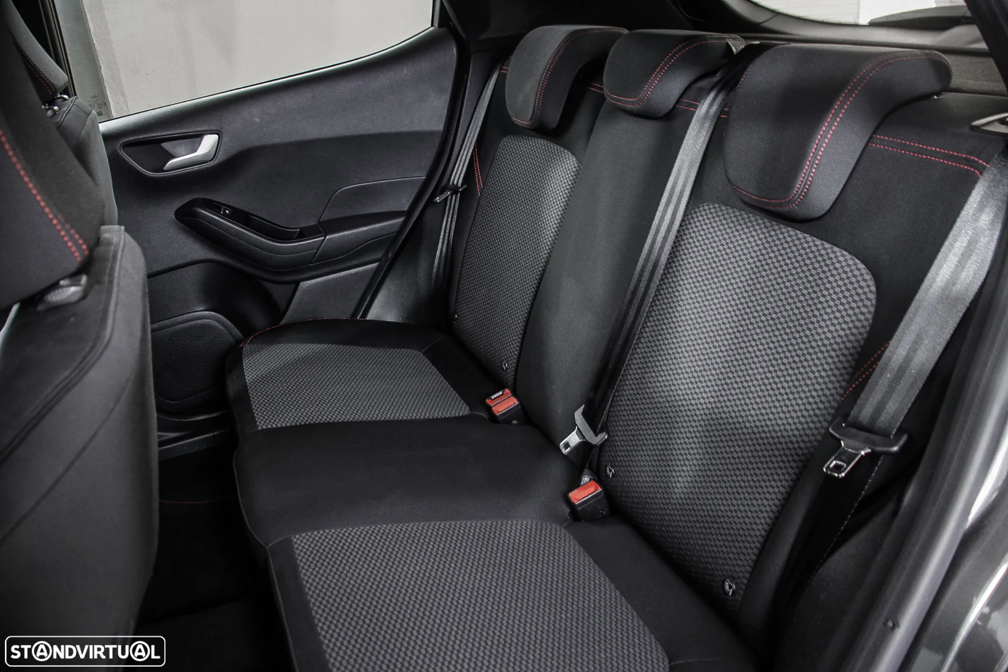 Ford Fiesta 1.0 EcoBoost ST-Line - 9