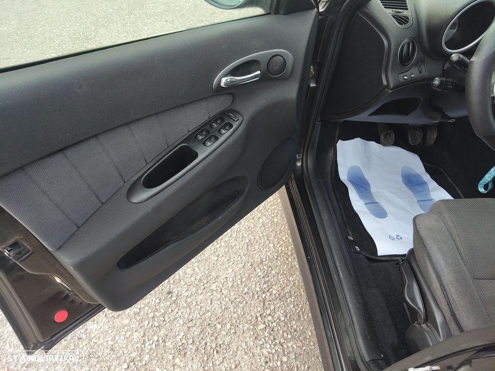 Alfa Romeo 156 Sportwagon 1.9 JTD - 8