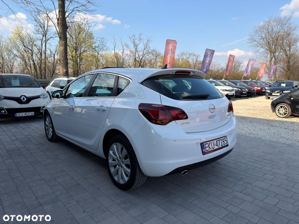 Opel Astra 1.4 Turbo Edition - 9