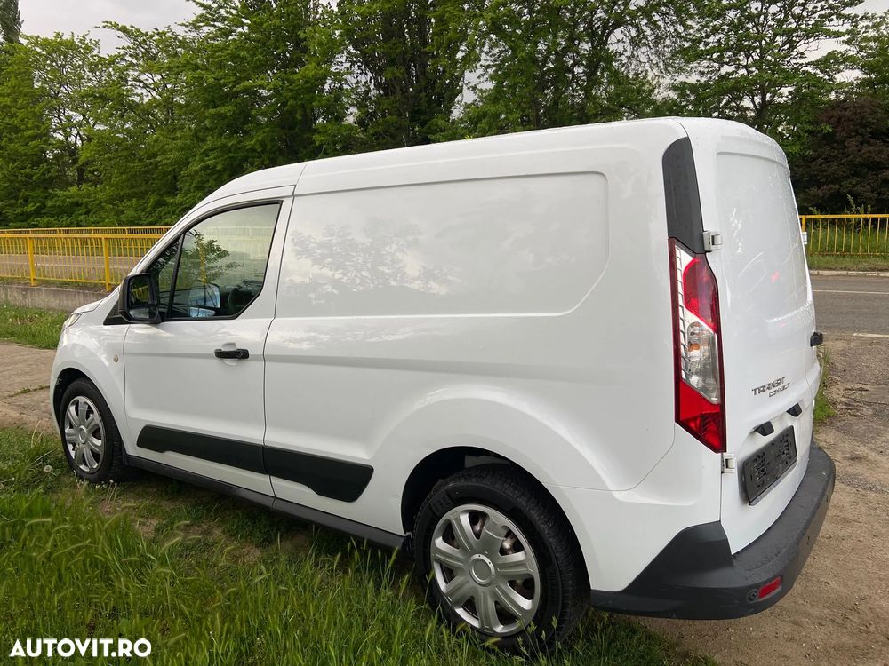 Ford Transit Connect - 12