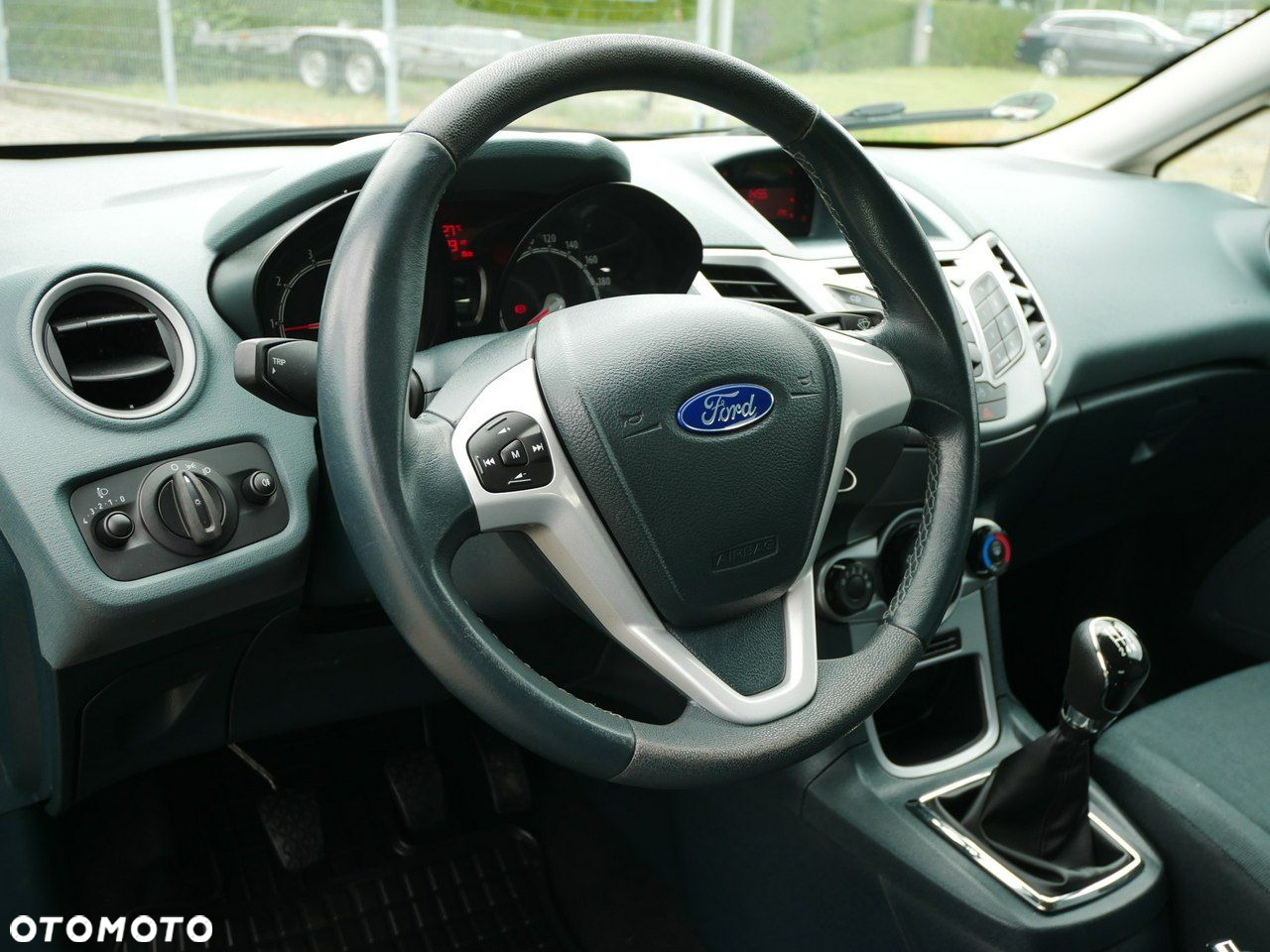 Ford Fiesta 1.25 Ambiente - 12