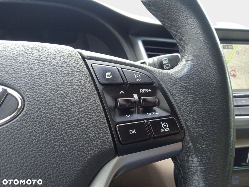 Hyundai Tucson 1.7 CRDI BlueDrive Style 2WD DCT - 16
