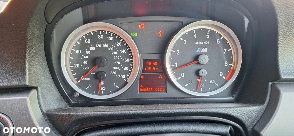 BMW M3 Standard - 2