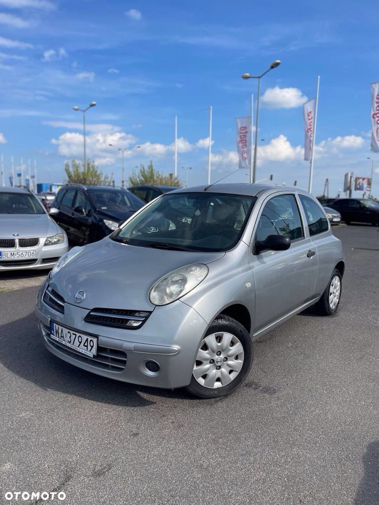 Nissan Micra - 1