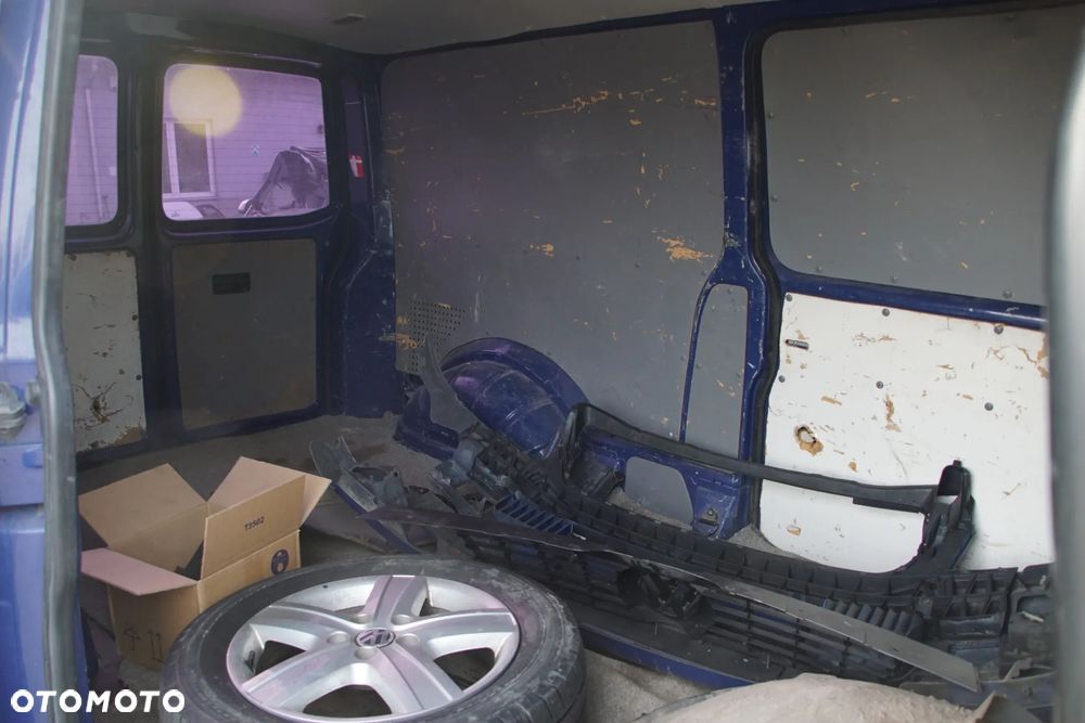 Auto na części - Volkswagen Transporter T5 2.5 TDI 130 KM BNZ KPE LL5M 2008R Silnik Skrzynia Drzwi Maska Klapa Błotnik Zderzak Lampa Szyba Klamka Lusterko Deska Kokpit Sterownik Moduł Czujnik Licznik Wyświetlacz Panel Kierownica - 15