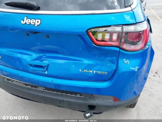 Jeep Compass - 12