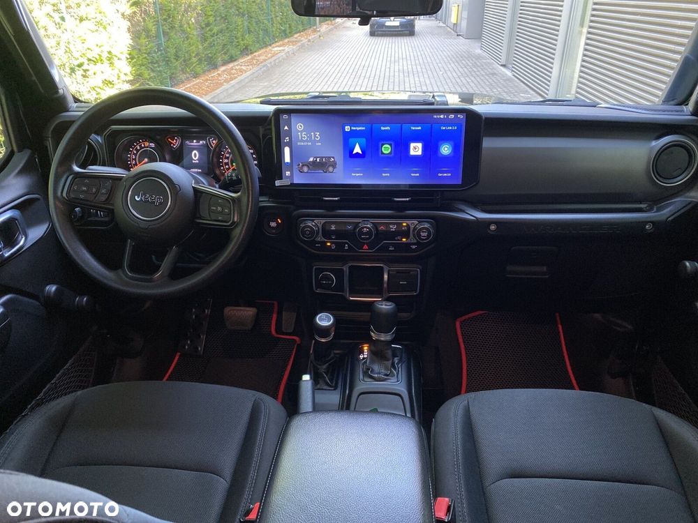 Jeep Wrangler - 10