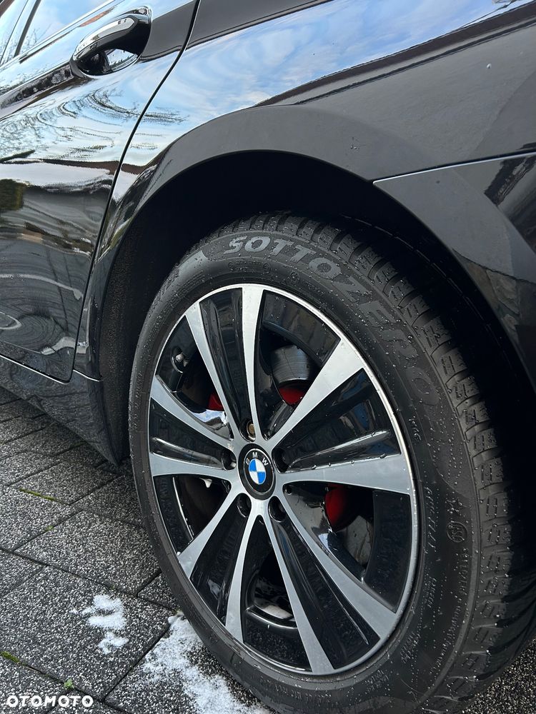 BMW Seria 5 520d xDrive Sport Line - 12