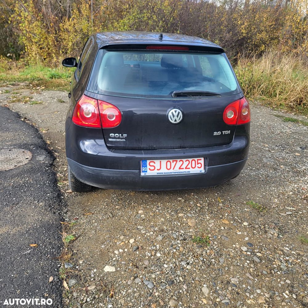Volkswagen Golf 2.0 TDI Comfortline - 9