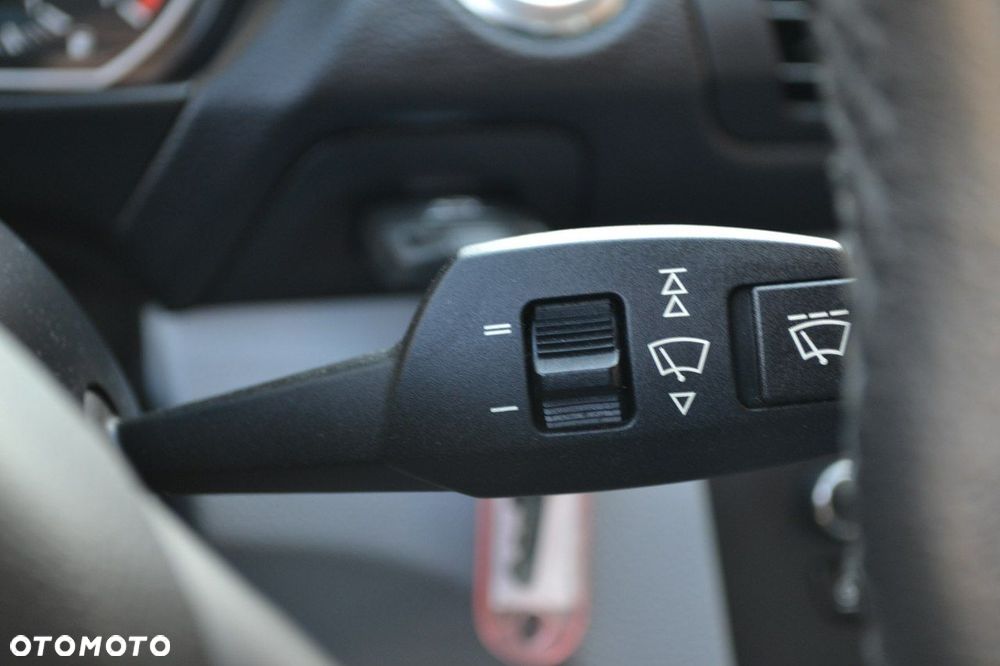 BMW Seria 1 116i - 19