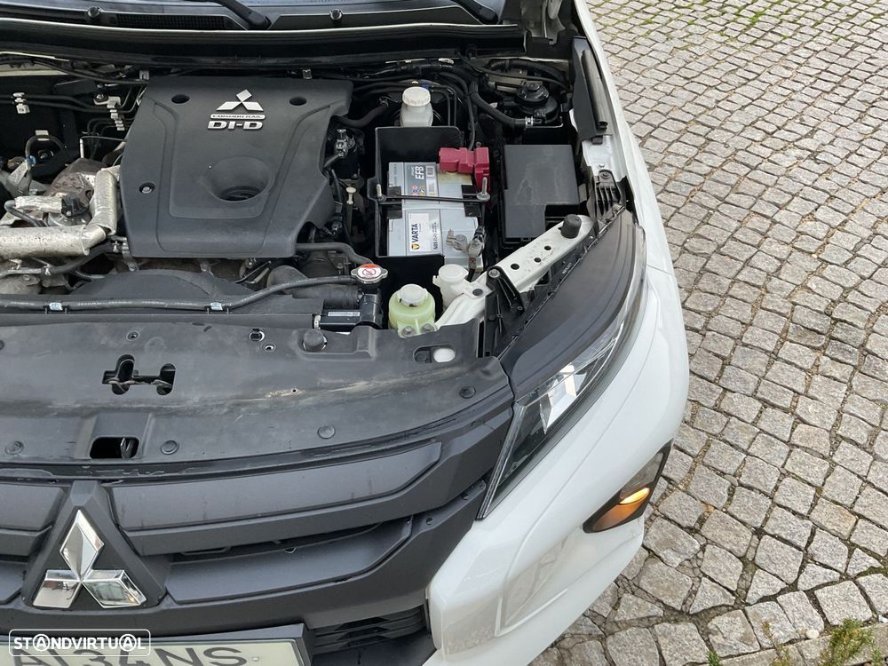 Mitsubishi L200 2.3 DI-D CD Invite Strakar Look 4WD - 42