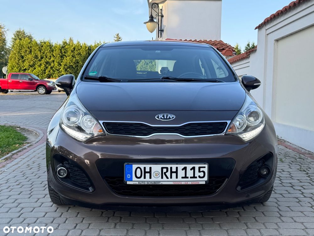 Kia Rio - 31