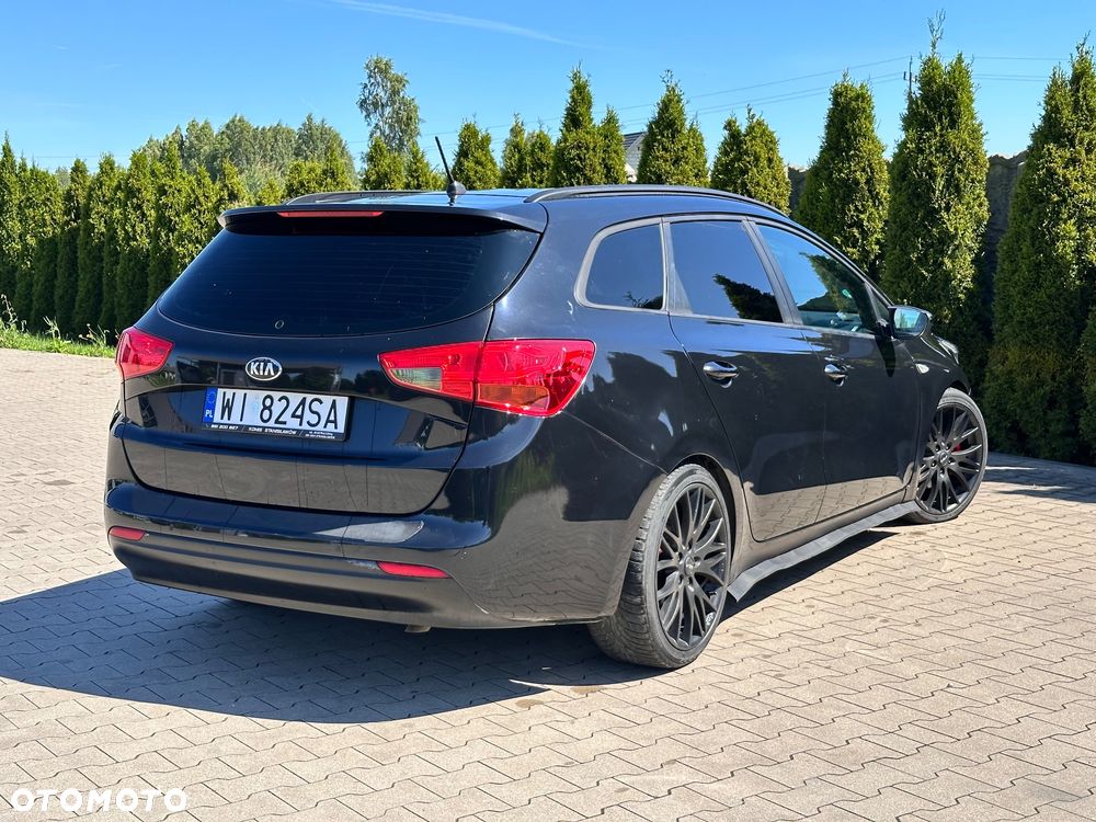 Kia Ceed 1.6 CRDi 128 Platinum Edition - 20