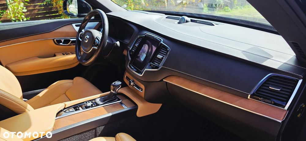 Volvo XC 90 D5 AWD Inscription 7os - 18