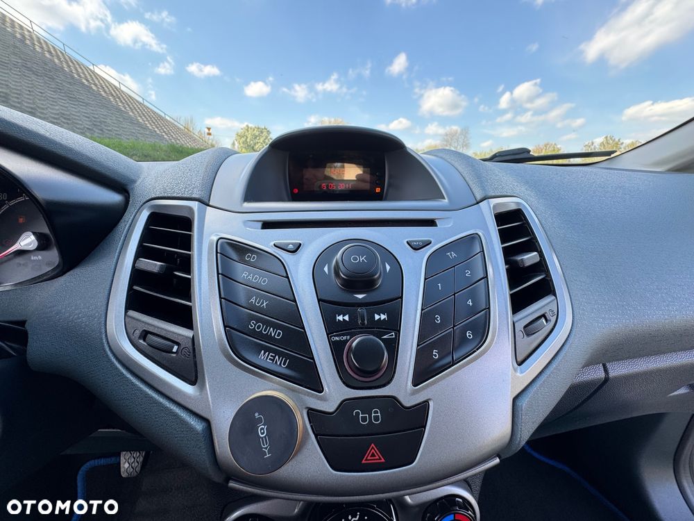 Ford Fiesta - 26