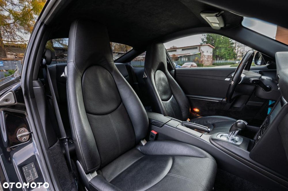 Porsche 911 Carrera PDK - 23