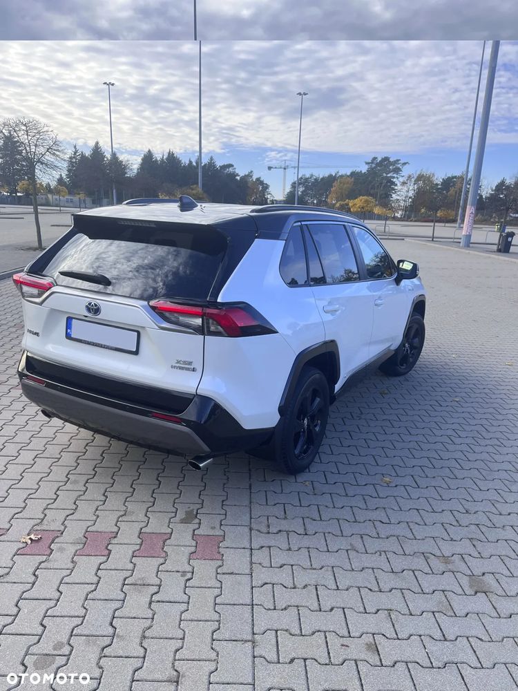 Toyota RAV4 - 3