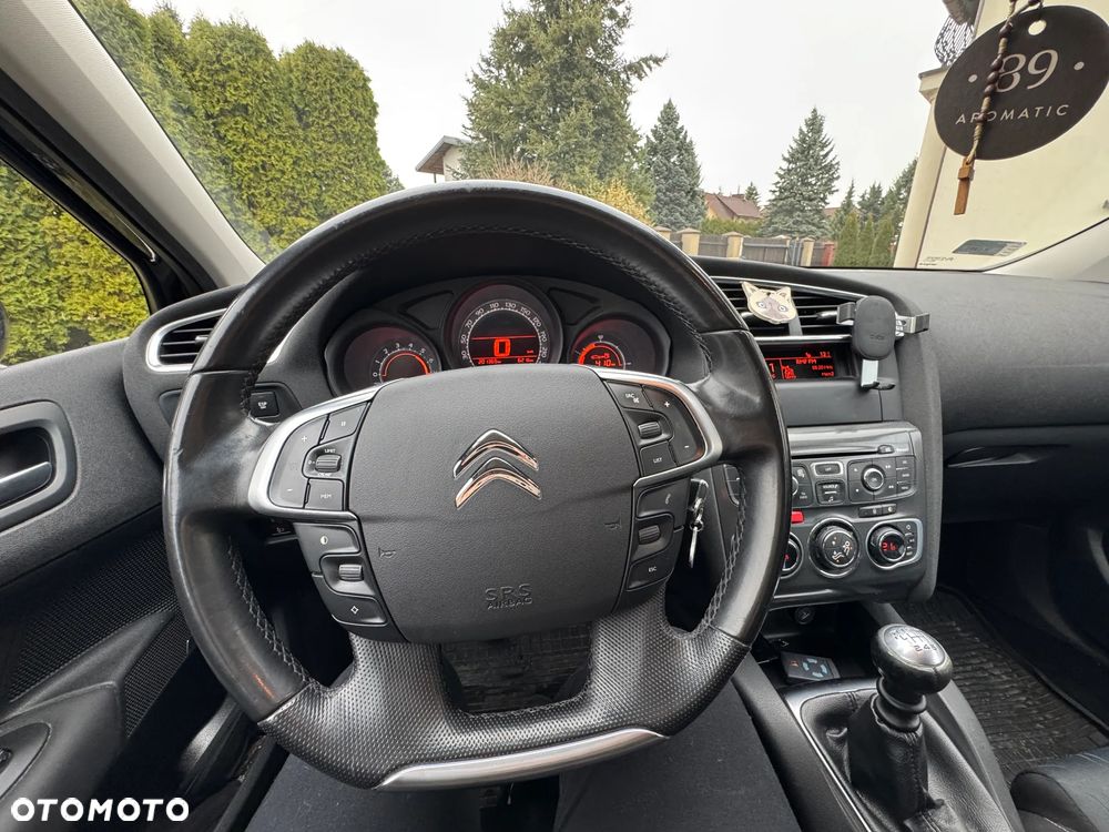 Citroën C4 1.6 HDi Magic - 6
