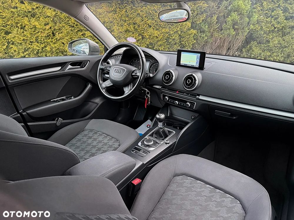 Audi A3 Sportback 1.4 TFSI Attraction - 14