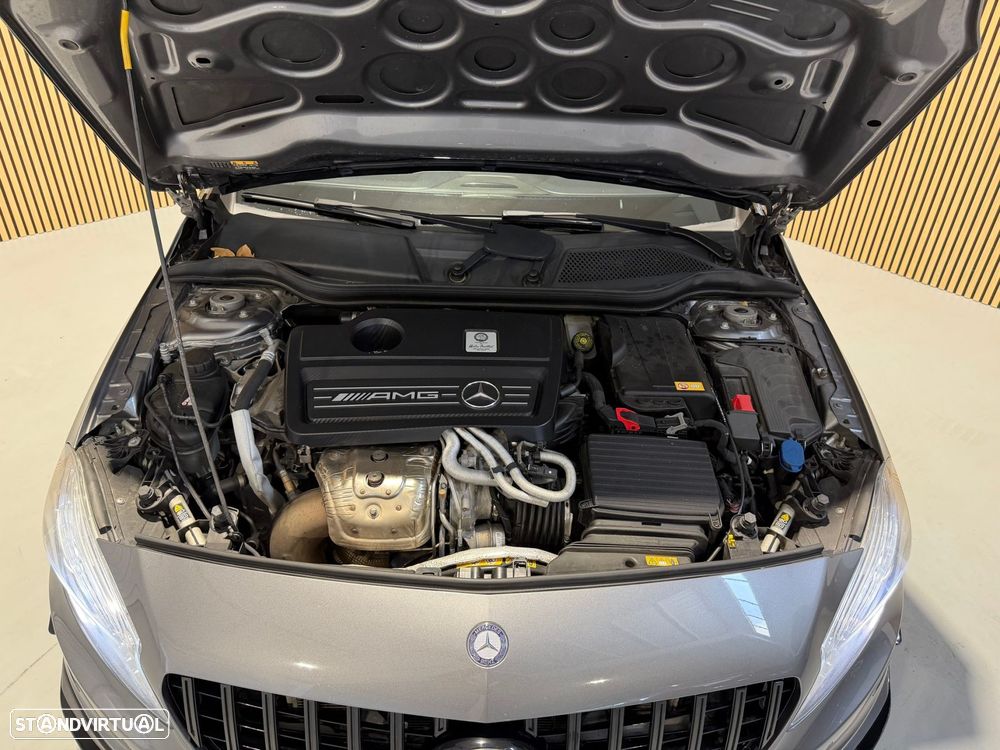 Mercedes-Benz A 45 AMG 4Matic Speedshift 7G-DCT - 28